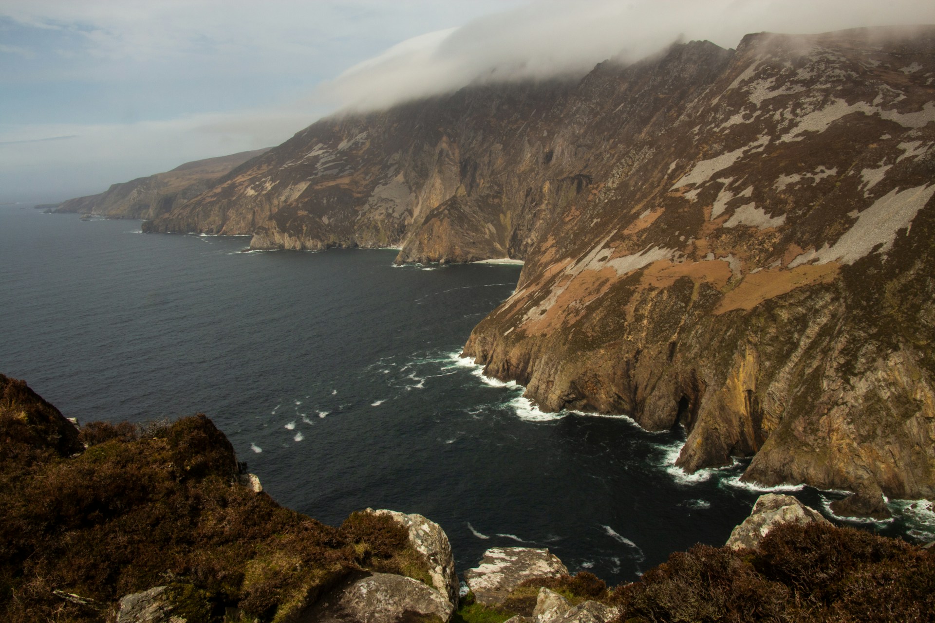 Wild Atlantic Way views in Donegal near Fanad Peninsula — free coastal viewpoint drive
