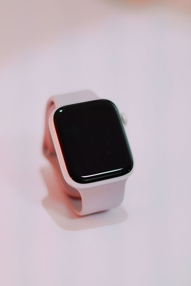 Refurbished Apple Watch Series 8
